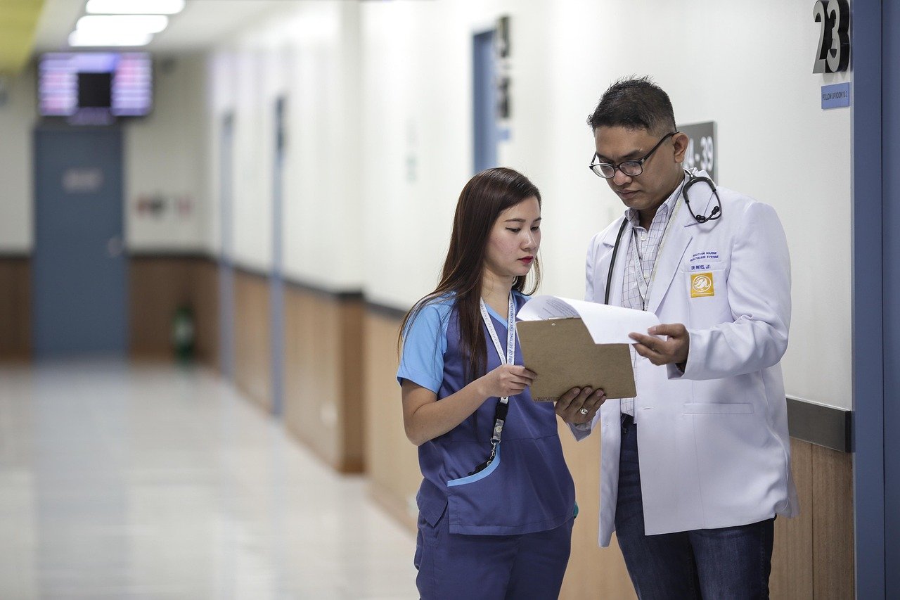 nursing assistant nurse